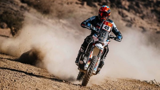 El neuquino Santiago Rostán finalizó en la posición 58 en el Dakar