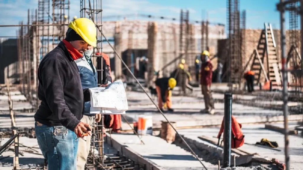 Provincia y Uocra impulsan la formación y el empleo para los neuquinos