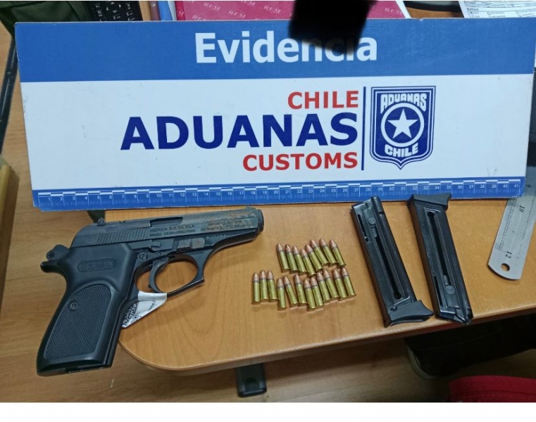 En el paso Cardenal Samoré aduanas detecta a 3 argentinos ingresando con arma y municiones