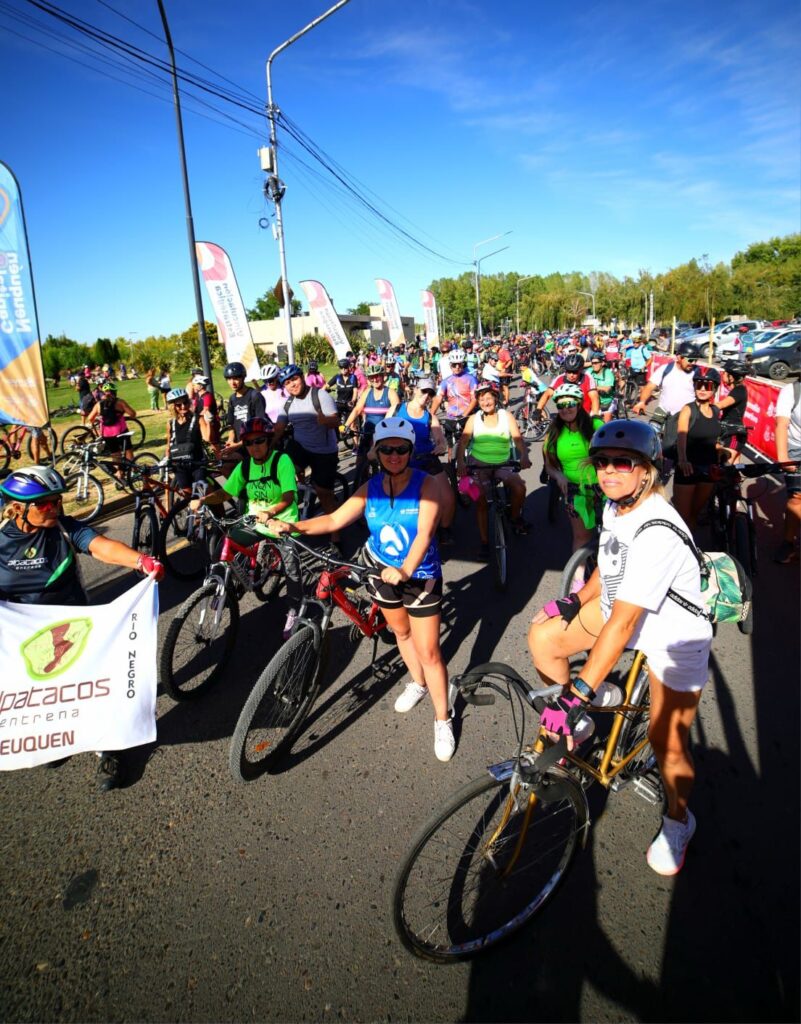 El programa Disfrutar Verano culminó con una concurrida bicicletada familiar