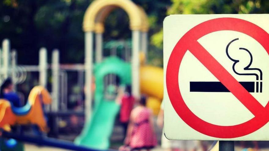 Proponen que plazas y áreas recreativas se conviertan en zonas libres de humo