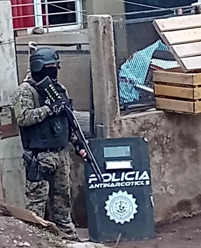 Un detenido en Neuquén con 192 envoltorios de cocaína; queda bajo prisión preventiva