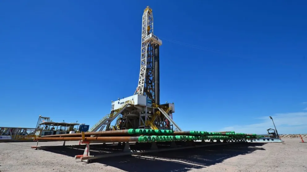 Neuquén avanza en el desarrollo hidrocarburífero con la adjudicación de cuatro nuevas concesiones a YPF