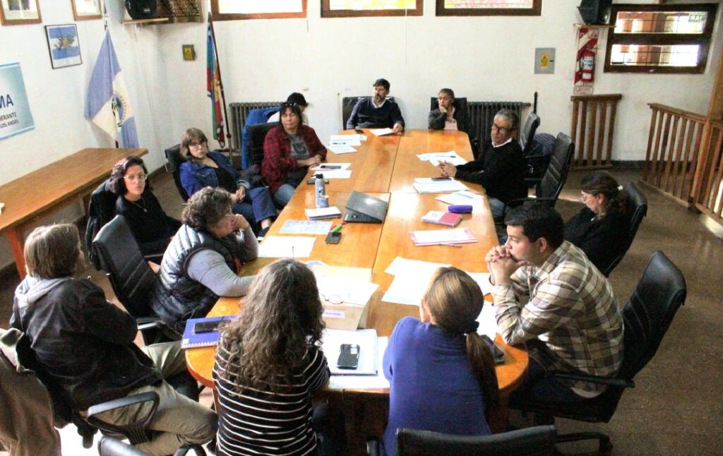 San Martín de los Andes: guías alertan por desregulación en Parques Nacionales