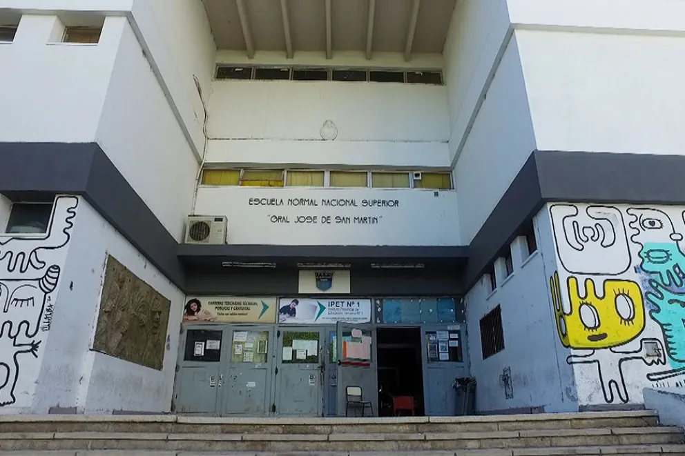 El Gobierno repudió los hechos de violencia en el IFD12