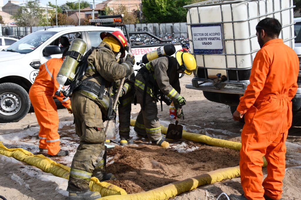 Incorporarán vehículo especial a Defensa Civil para el control de incendios en parques