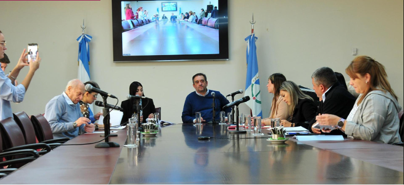 Banco de Proyectos de Energías Limpias: Legislatura neuquina avanza en su creación y seguimiento