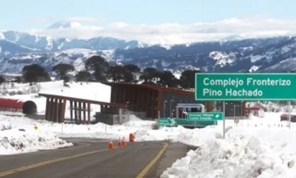 Paso Pino Hachado cerrado y Samoré habilitado con precaución