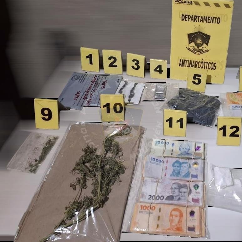 Allanan dos kioscos de droga en Neuquén y detienen a un hombre tras denuncia de vecinos