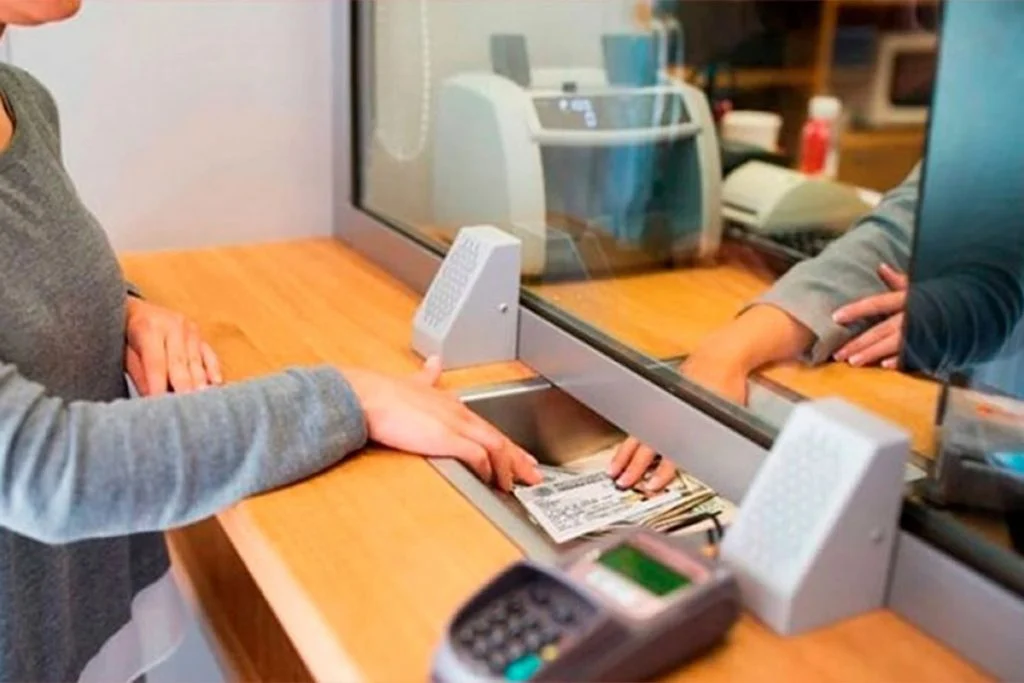 La Bancaria logró un nuevo aumento y confirmó el pago retroactivo