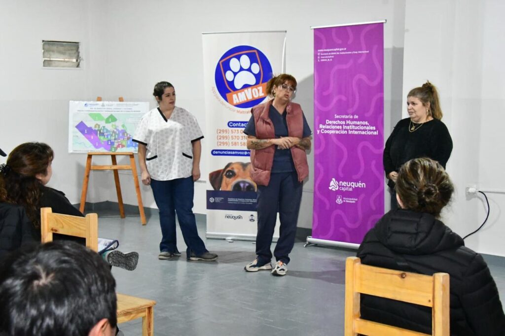 Más de 90 participantes en jornada de RCP y primeros auxilios para animales