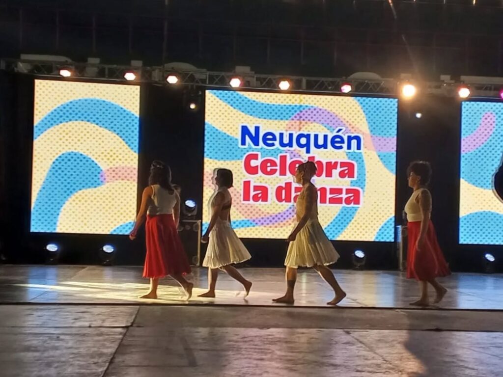 Neuquén celebró la danza con más de 630 artistas en escena