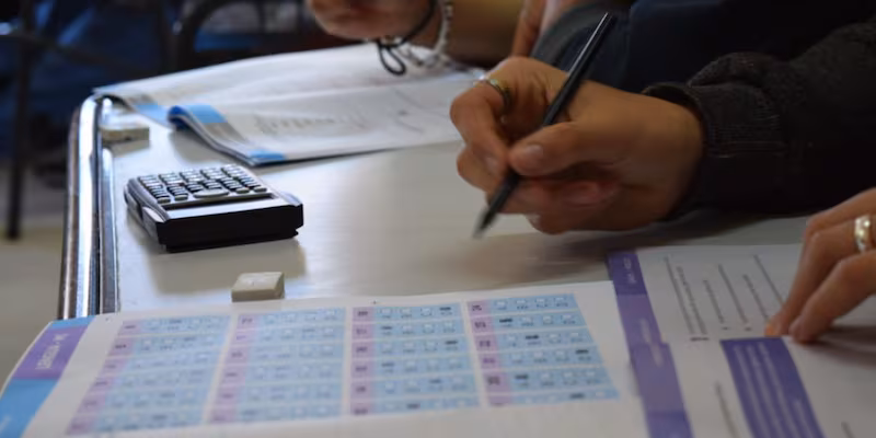 Aprender Secundaria 2024: uno de cada dos estudiantes no supera el nivel básico en Matemática