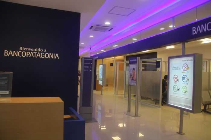 Protesta en Banco Patagonia: trabajadores alertan por demoras y sobrecarga laboral