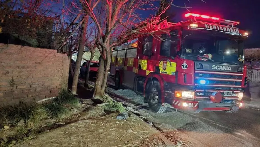 Olor a gas y principio de incendio: un vecino fue hallado sin vida en Centenario