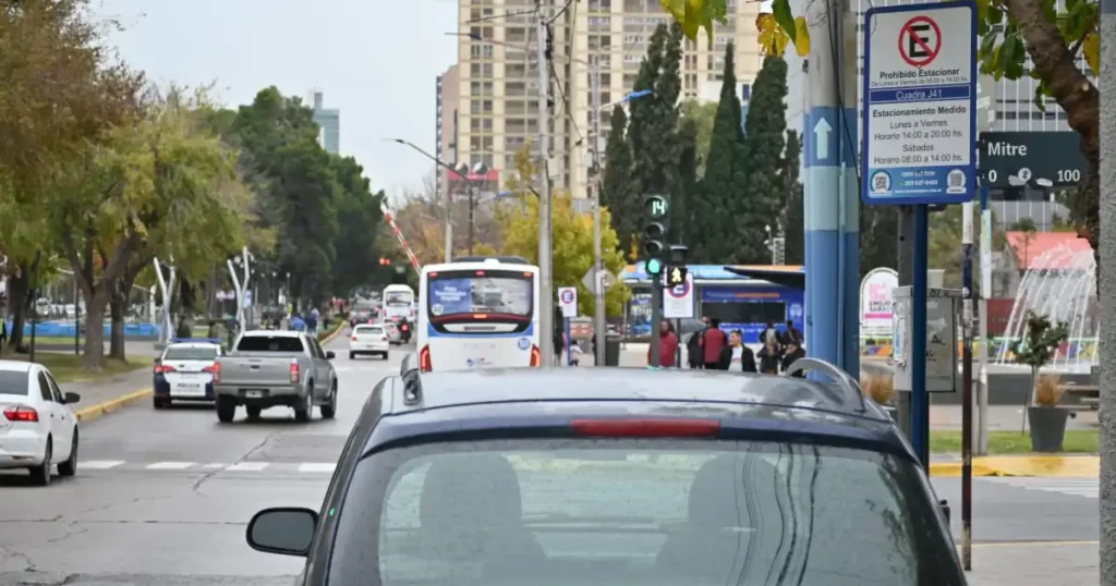 Así operarán los servicios en el feriado del lunes 17