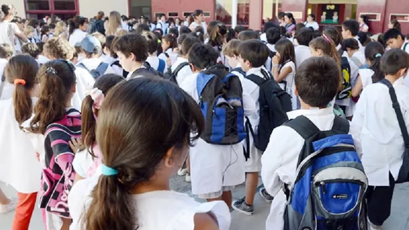 El 1 de julio se paga la beca Gregorio Álvarez en todos los niveles