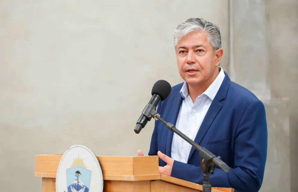 Figueroa viajó a EE.UU. para gestionar créditos e inversiones