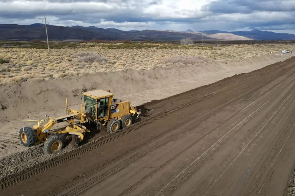 Vialidad provincial retoma obra clave sobre la Ruta 21