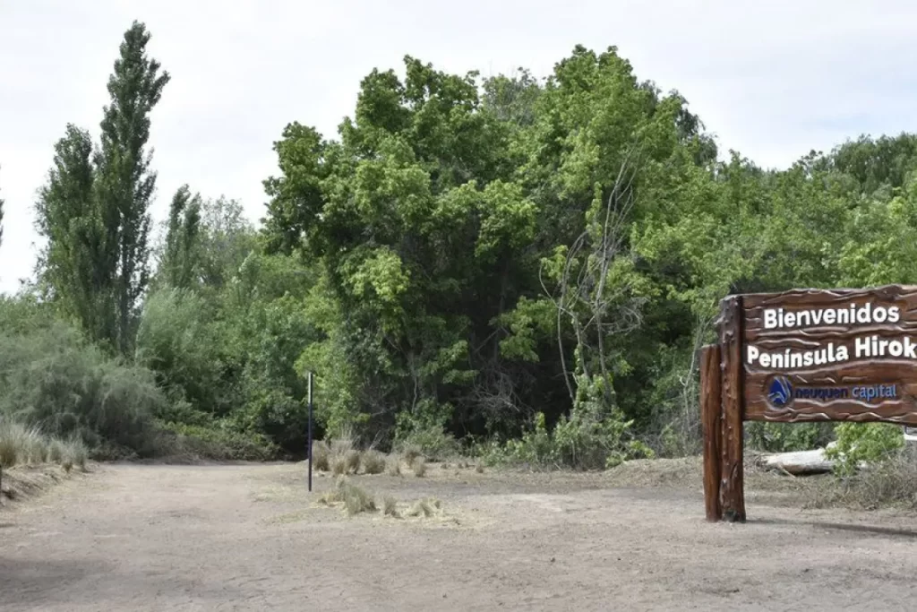 Por la crecida de los ríos, cerrarán el acceso a dos espacios costeros en Neuquén