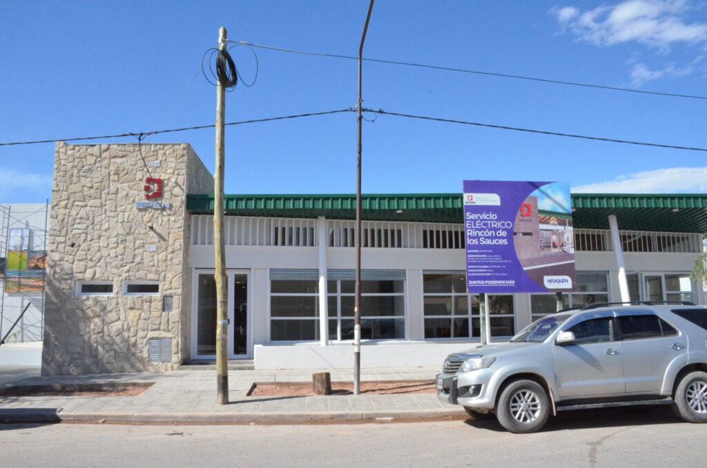 Rincón de los Sauces y EPEN acuerdan mejoras en el sistema eléctrico urbano