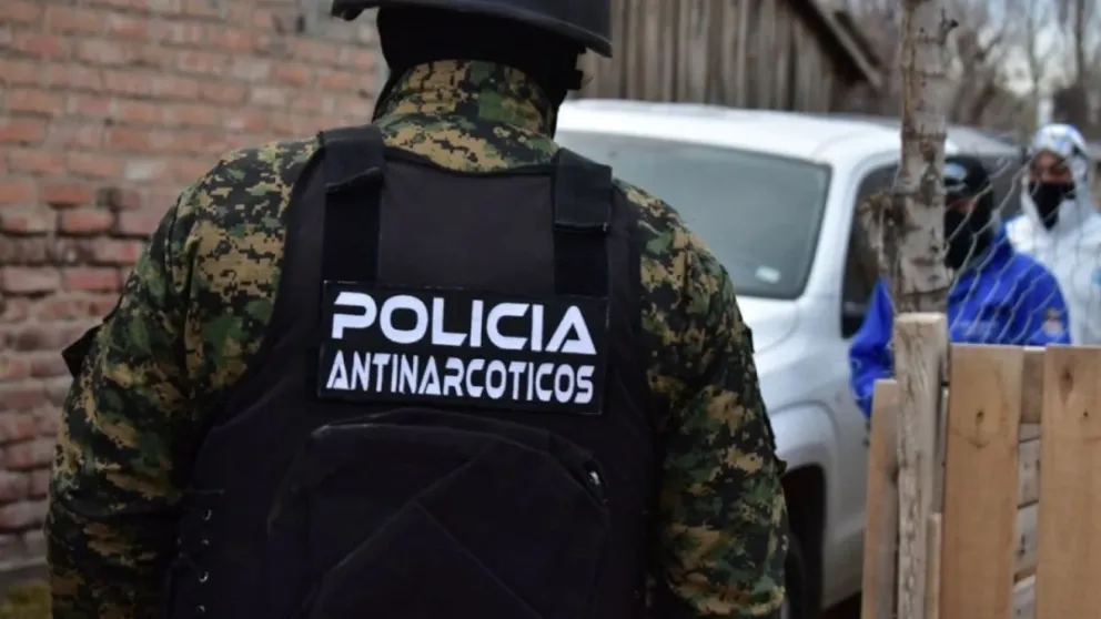 Despliegan operativo antidrogas en seis ciudades: 12 detenidos y bienes incautados