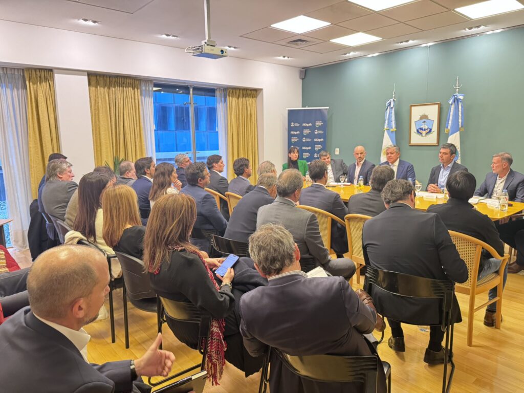 Reclamo del Gobierno neuquino a operadoras de Vaca Muerta