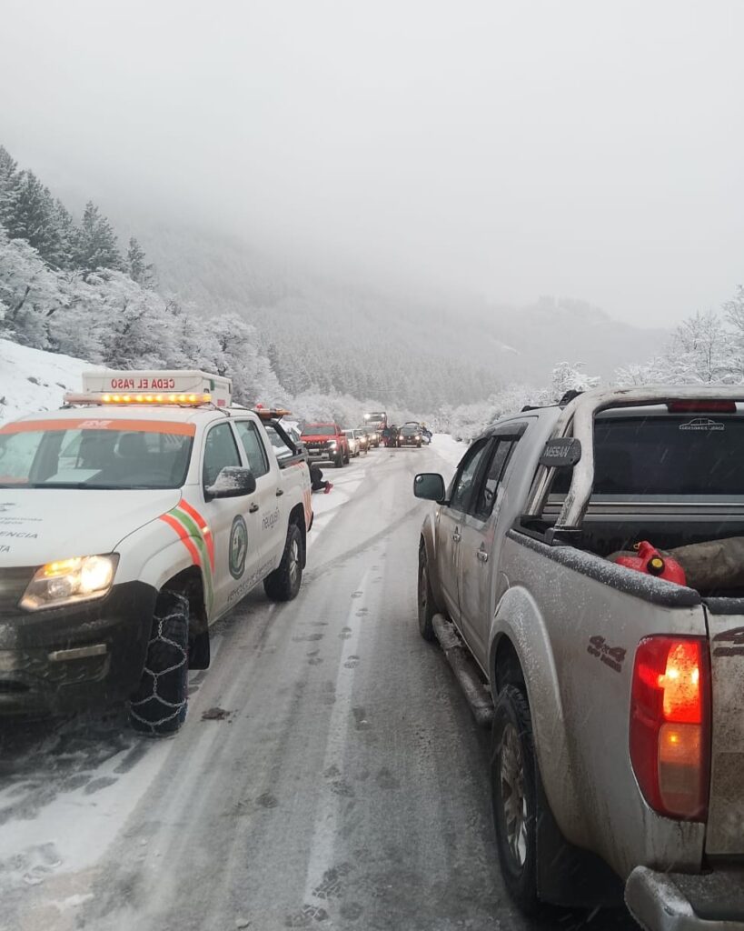 Precaución en las rutas: viento blanco y portación obligatoria de cadenas