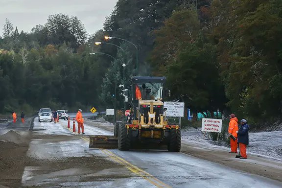Precaución en ruta 66 por trabajos y alerta de lluvias