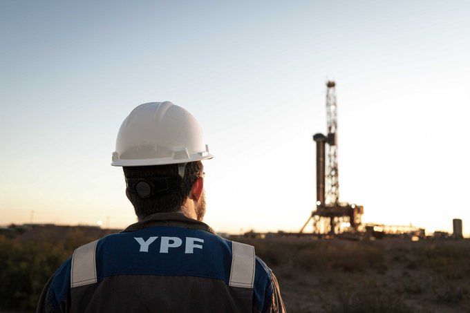Litigio por YPF: Argentina intenta evitar un fallo millonario