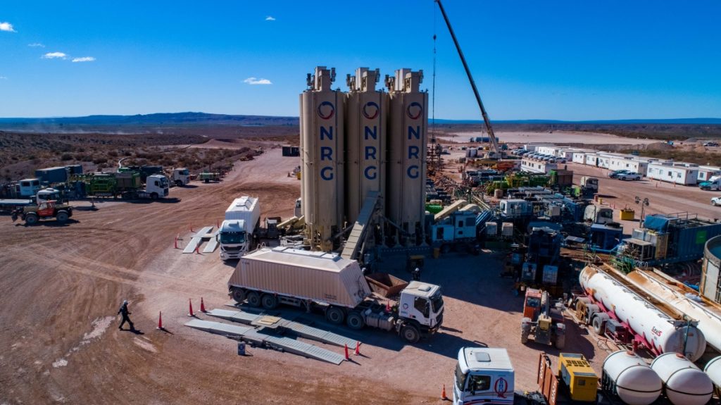 Camioneros suspenden protesta y mantienen la cautela por los despidos en NRG