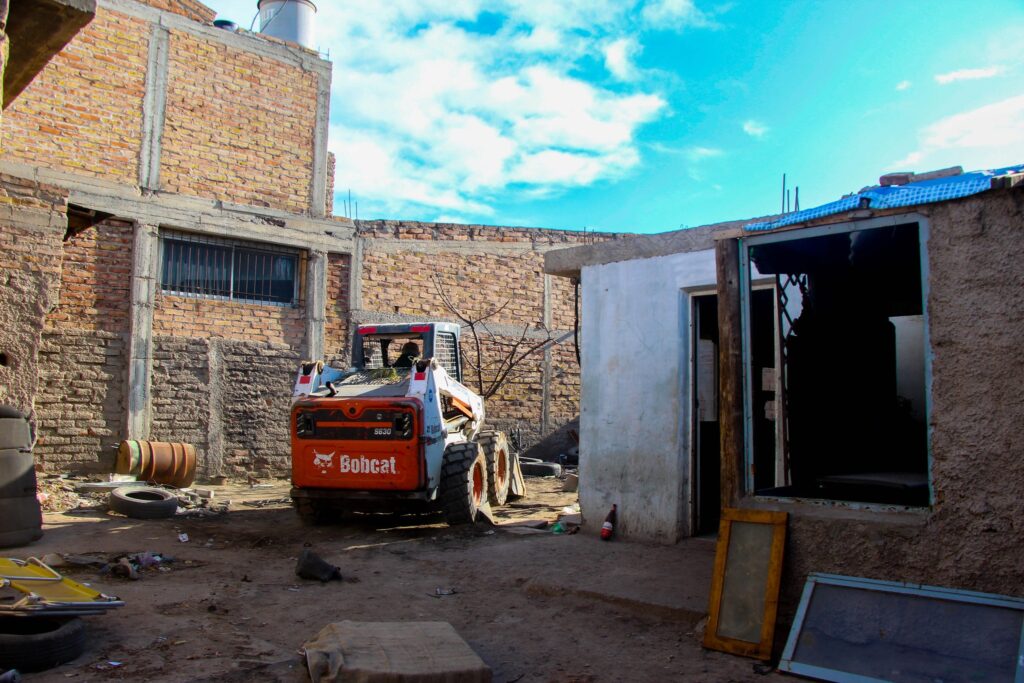 Barrio Sarmiento: demolieron un kiosco narco gracias a denuncias vecinales