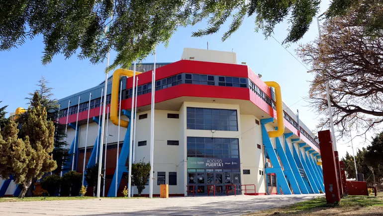 Ruca Che: el estadio cumple 30 años y vuelve renovado