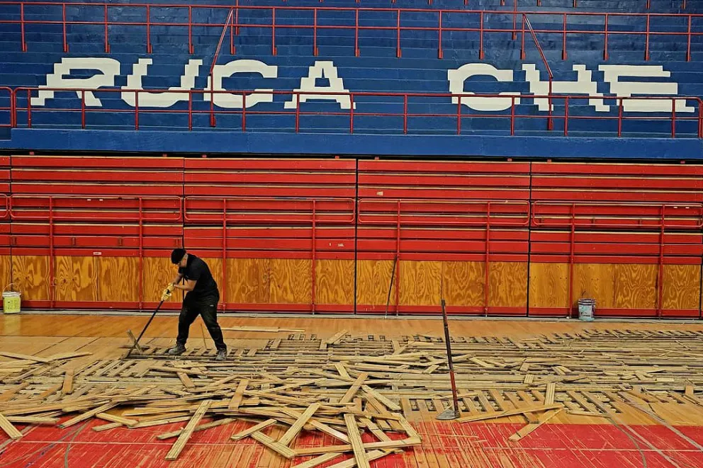 El Ruca Che vuelve a abrir con nuevo parquet y mejoras