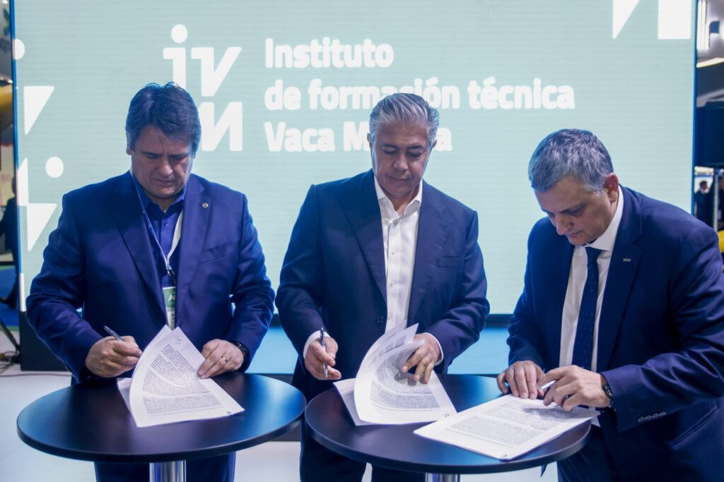 YPF participa en el nuevo instituto de formación en Neuquén