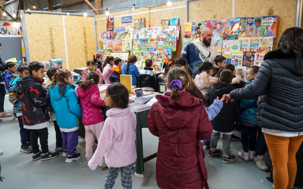 Zapala recibe su 4ª Feria del Libro en el Paseo La Estación