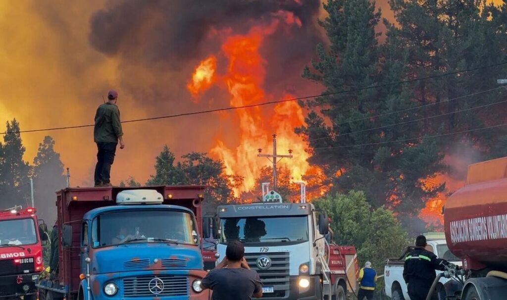 Riesgo de incendios: normas estrictas en Villa La Angostura