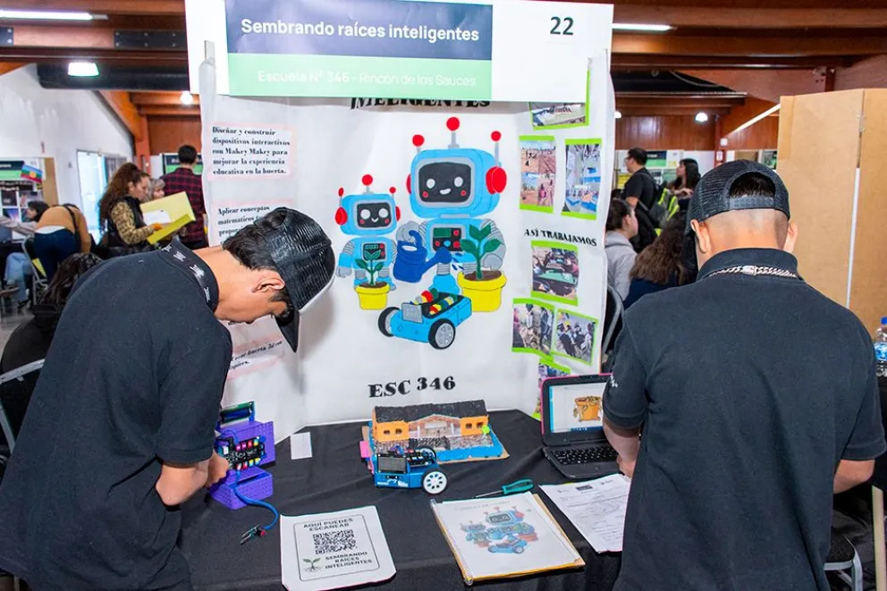 De la escuela al futuro: crean una huerta con robótica y sensores