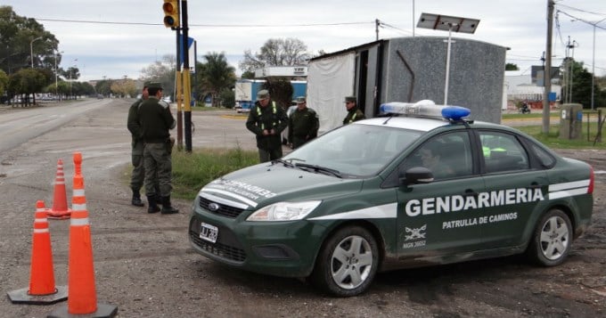 Control de Gendarmería permite secuestro de drogas