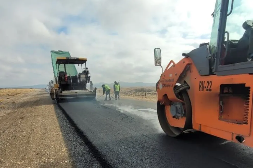 Trabajan en la mejora de la Ruta 46 entre Zapala y Laguna Blanca