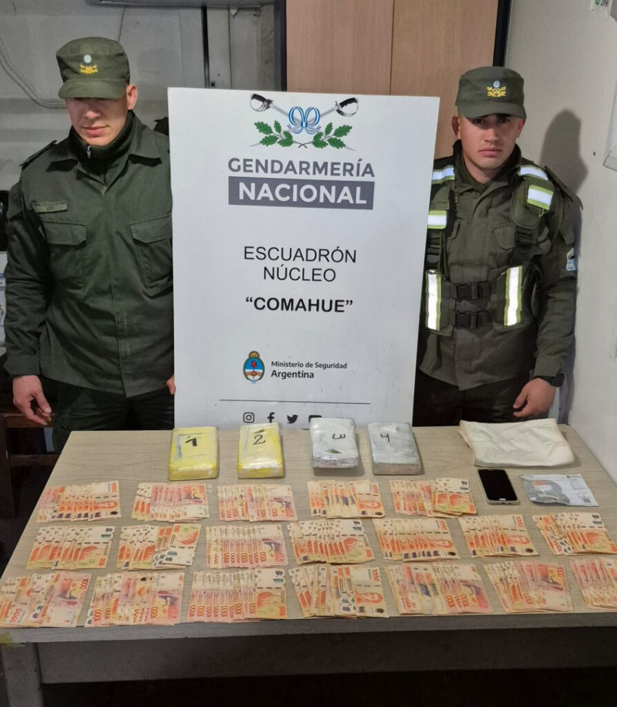 Gendarmería descubrió cocaína oculta en el abdomen de un pasajero