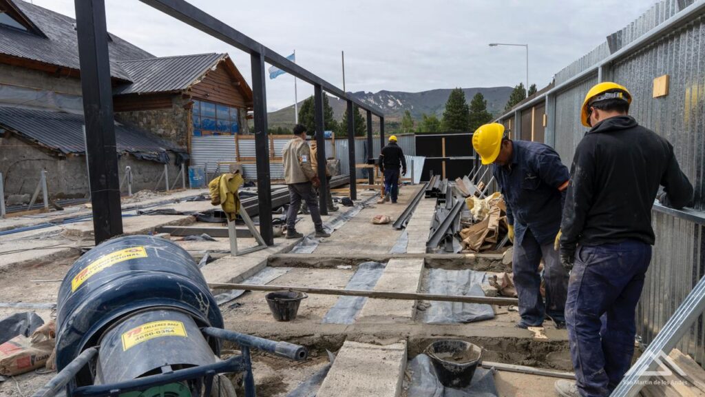 Ampliación y mejoras en el aeropuerto Aviador Carlos Campos
