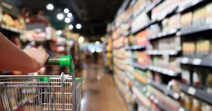 Protección al Consumidor sancionó a un local por alimentos fuera de fecha