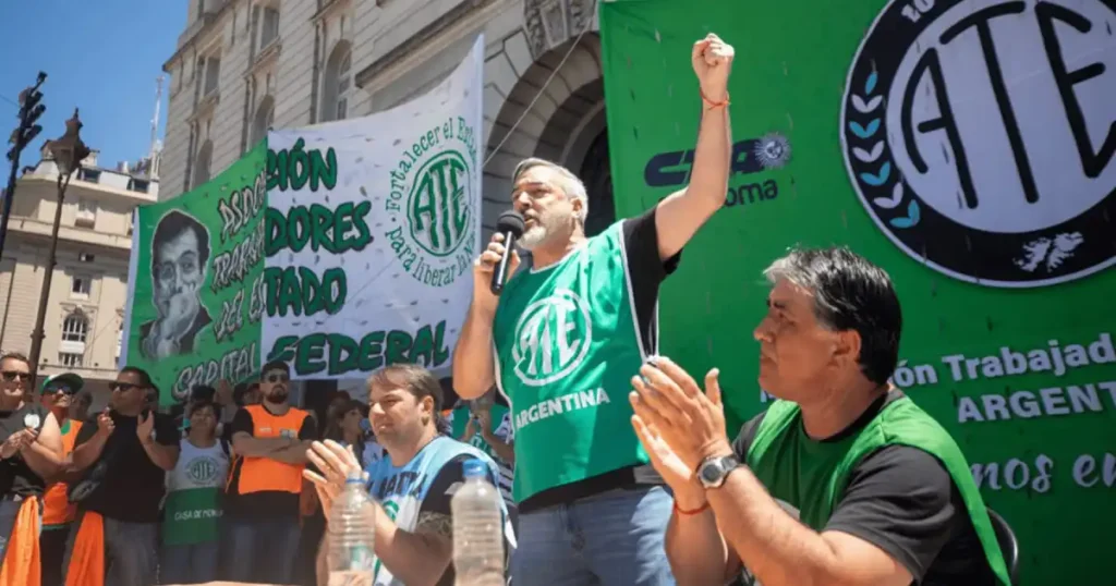 El Gobierno aplicará descuentos a estatales que se plieguen al paro de ATE