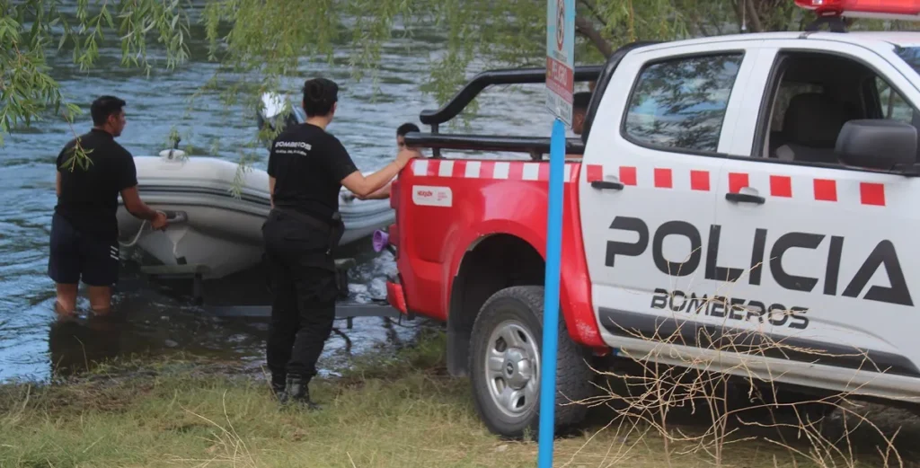 Intensa búsqueda por un menor perdido en el río Neuquén