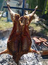 No habrá venta directa de chivitos en Neuquén, se comercializarán en supermercados