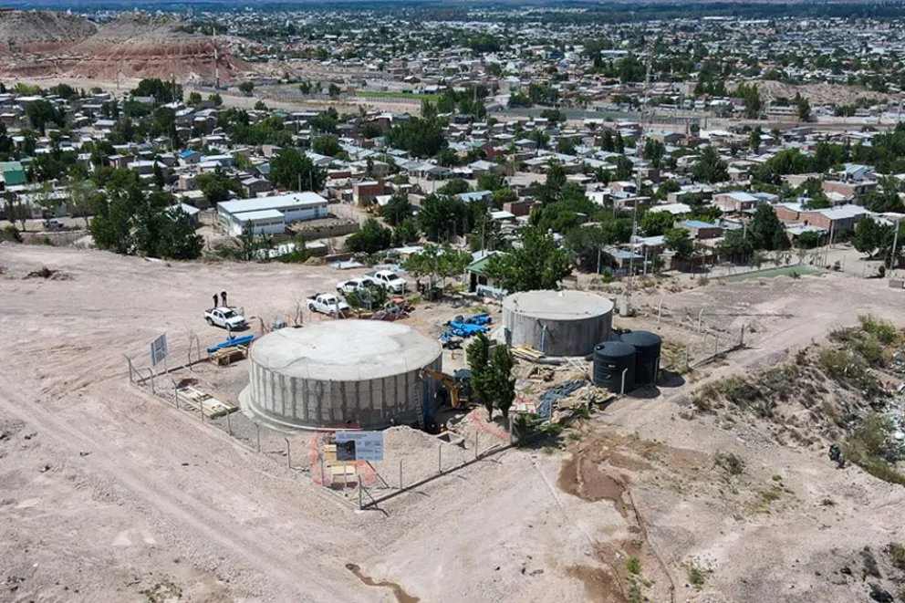 La cisterna del oeste entra en su etapa clave