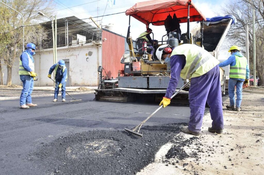 Confirmaron el asfaltado completo de Valentina Sur
