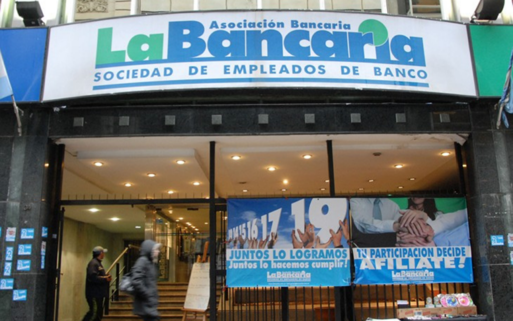 Nuevo salario inicial bancario tras aumento de diciembre