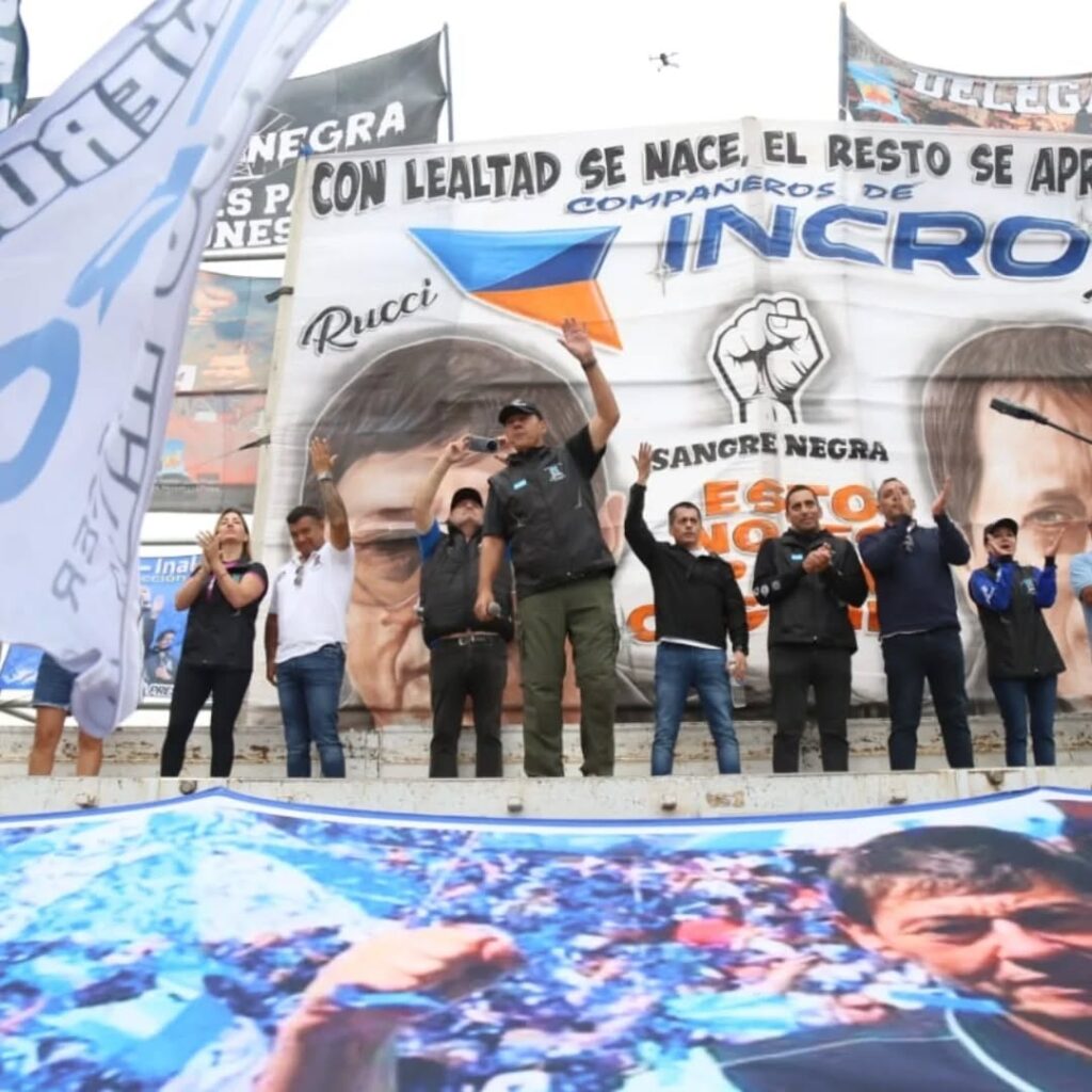 Asamblea informativa del gremio petrolero
